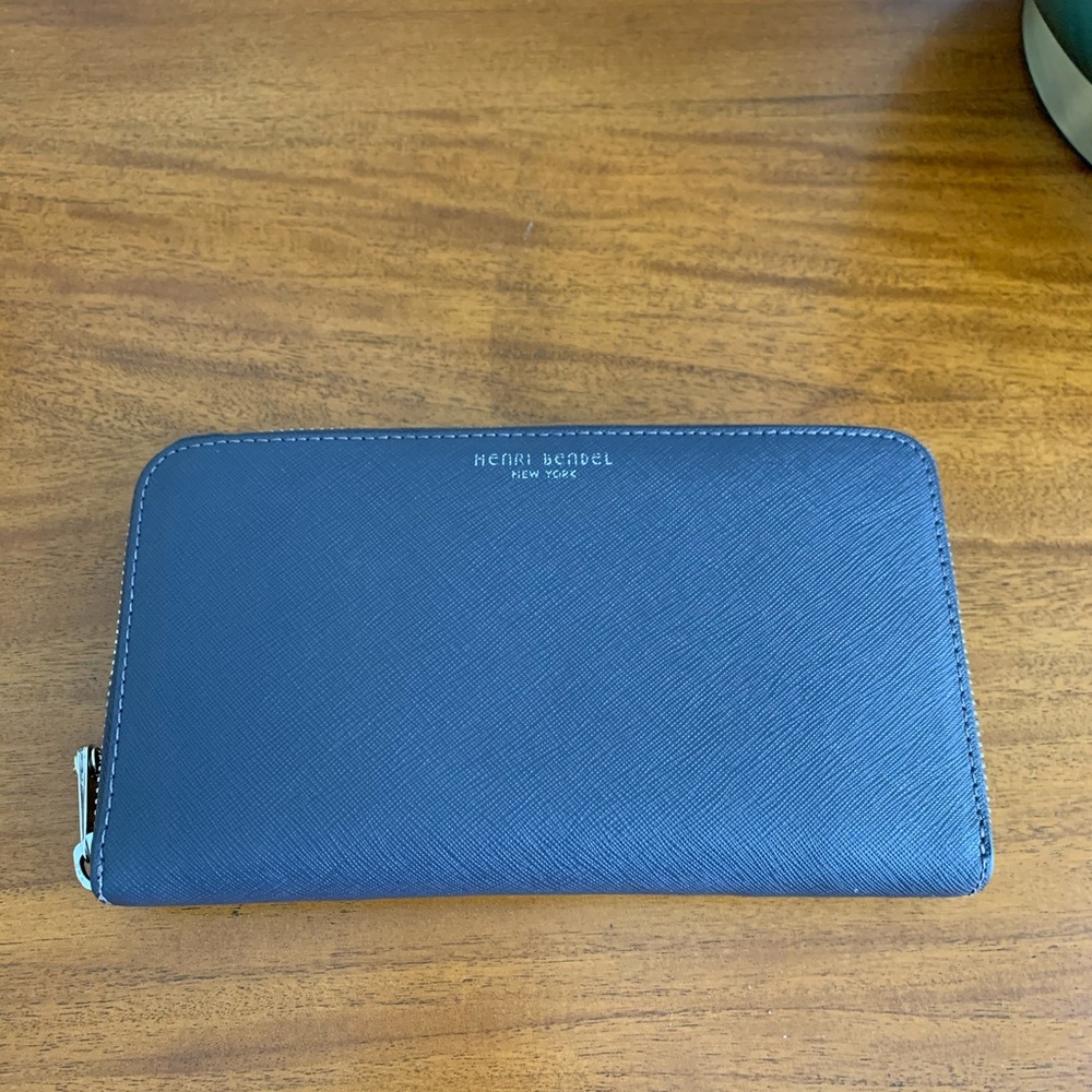 Henri Bendel Zip Around Continental Wallet